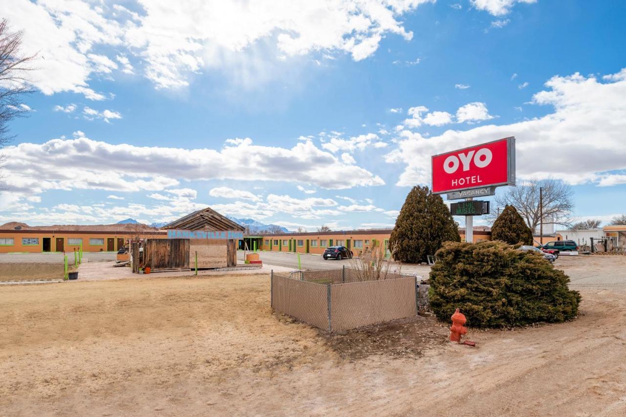 Oyo Hotel Hanksville, Ut Exterior foto